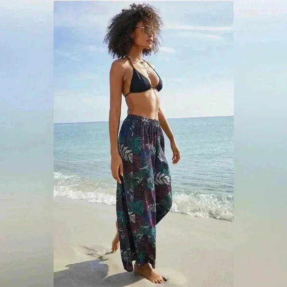 Venus Women’s Wide Leg pants size Large - Picture 1 of 16